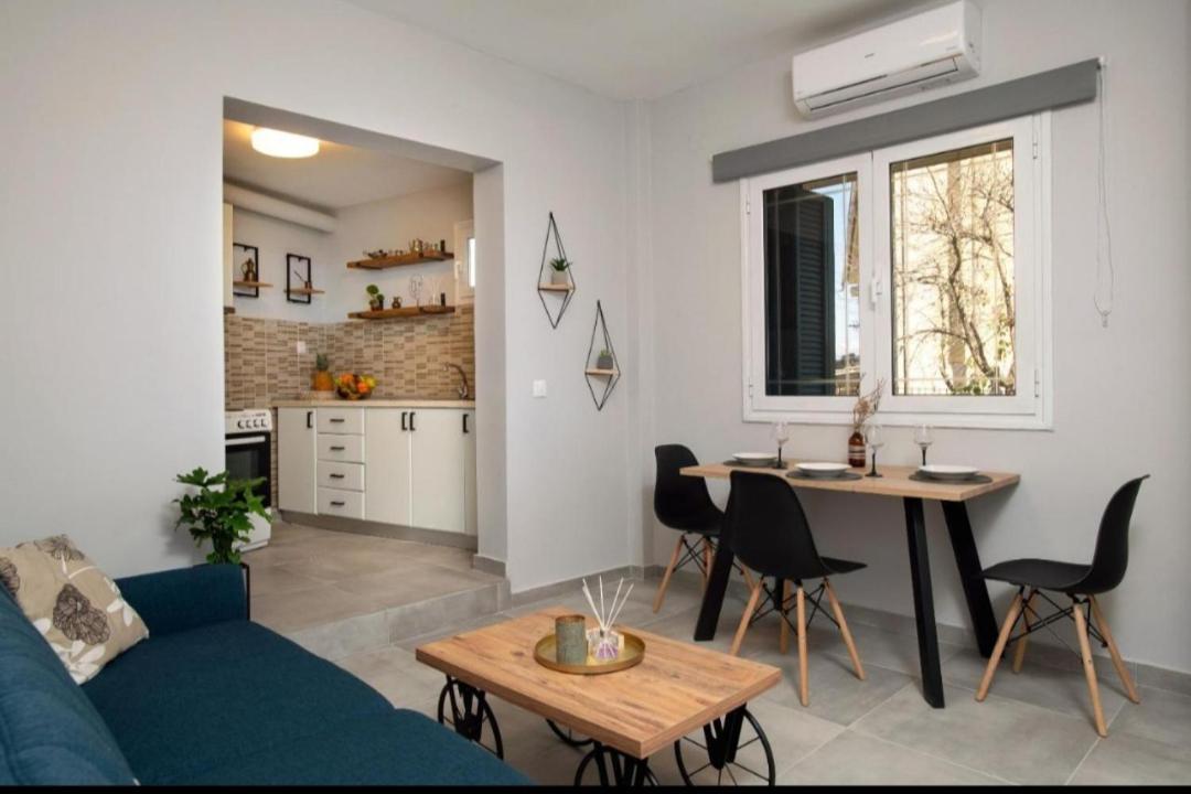 Peters Apartment Corfu (city) Buitenkant foto