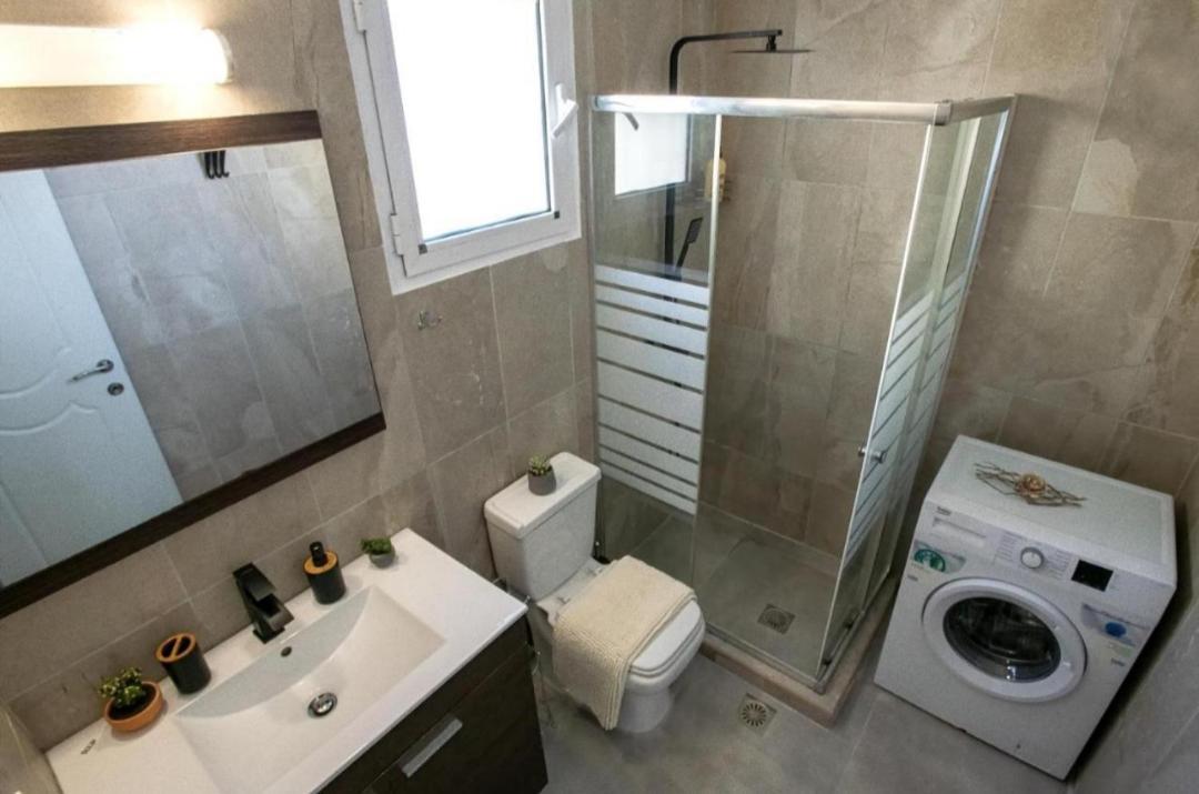Peters Apartment Corfu (city) Buitenkant foto