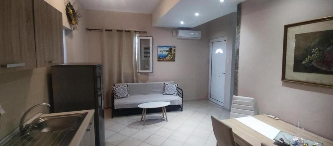 Peters Apartment Corfu (city) Buitenkant foto