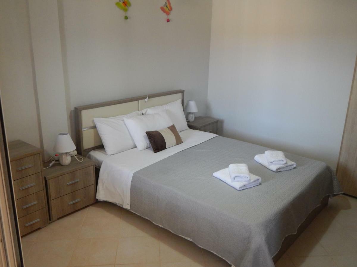 Peters Apartment Corfu (city) Buitenkant foto