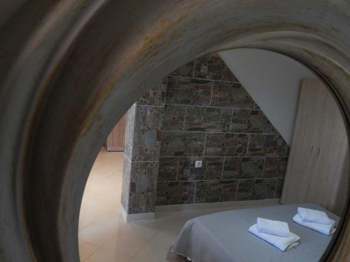 Peters Apartment Corfu (city) Buitenkant foto